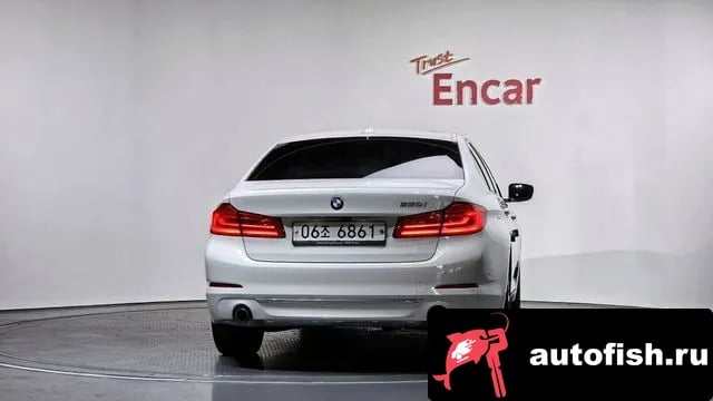 BMW 5-Series 5 Series (G30) 2019 года - вид 4