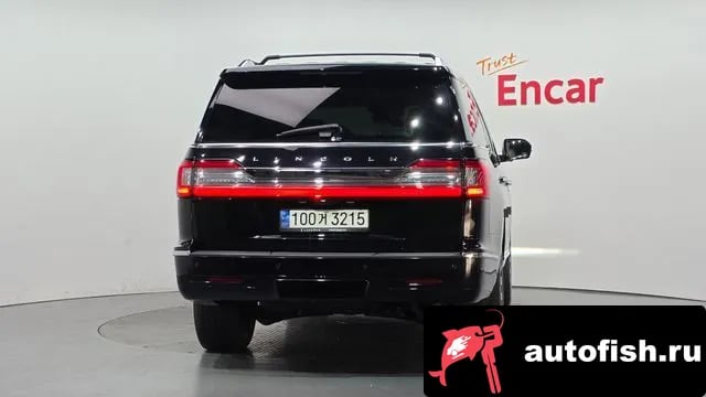 Lincoln Navigator Navigator 4th generation 2021 года - вид 4