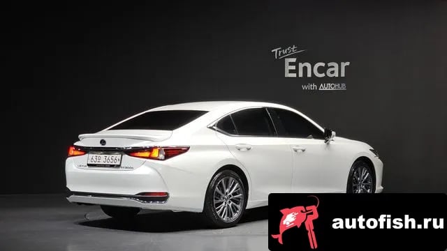 Lexus ES ES300h 7th generation 2018 года - вид 2