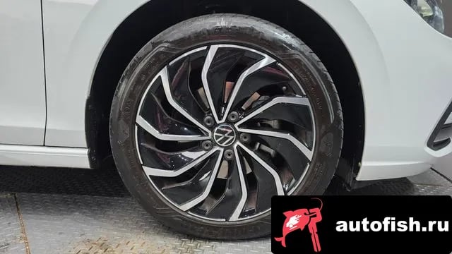 Volkswagen Golf Golf 8th Generation 2023 года - вид 5