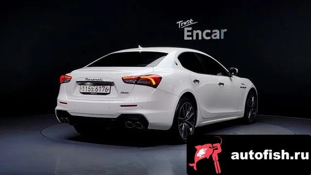 Maserati Ghibli Gibley 2022 года - вид 2