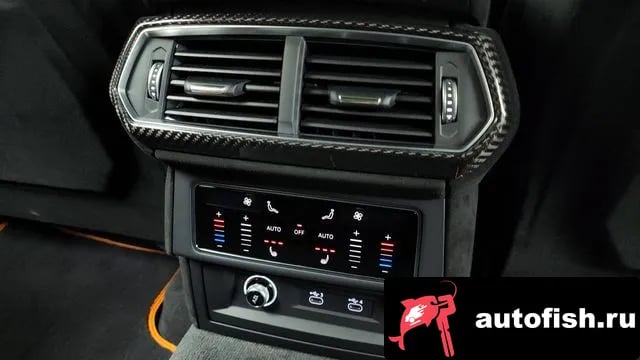 Lamborghini Urus Urus 2024 года - похожие автомобили