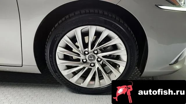 Lexus ES ES300h 7th generation 2020 года - вид 5