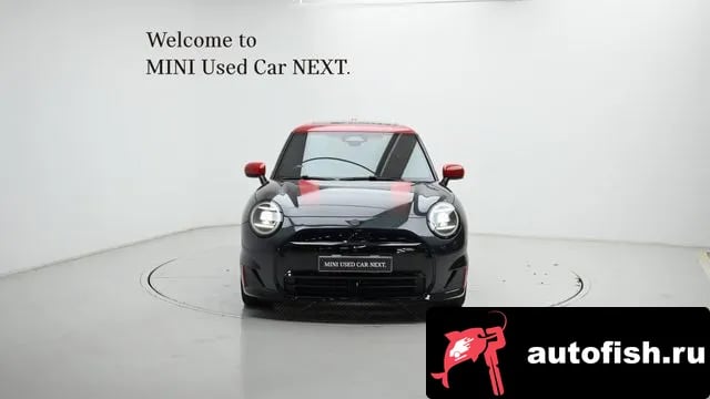Mini Cooper Cooper Electric 4th Generation 2025 года - вид 3