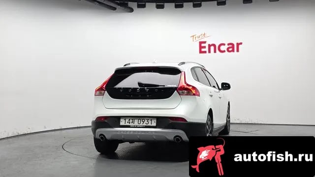 Volvo V40 V40 Cross-Country 2019 года - вид 4