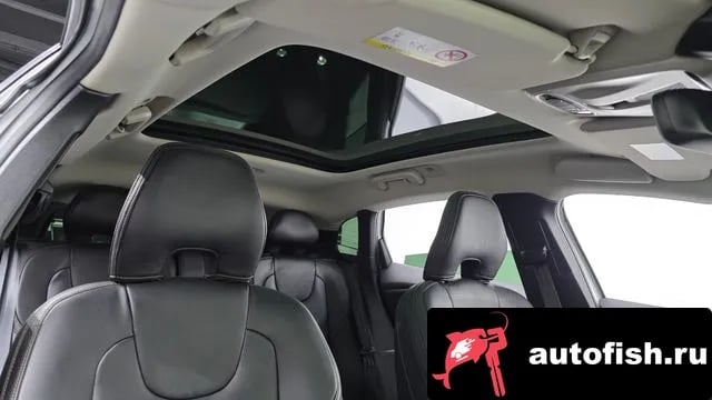 Volvo V40 V40 Cross-Country 2019 года - похожие автомобили