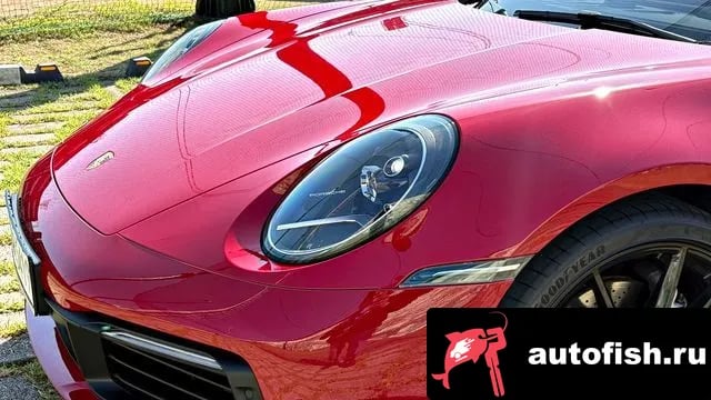 Porsche 911 911 (992) 2020 года - вид 4