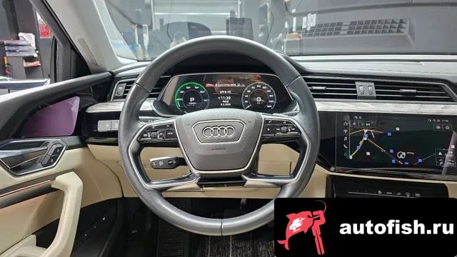 Audi e-tron e-Tron 2022 года - похожие автомобили