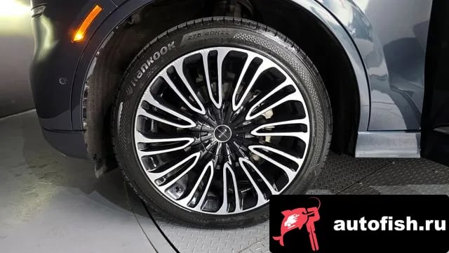 Lincoln Aviator Aviator 2nd generation 2021 года - вид 5