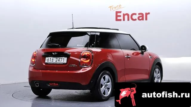 Mini Cooper Cooper D 2018 года - вид 2