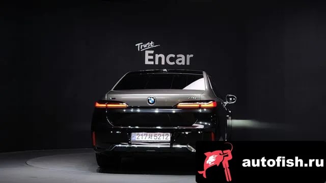 BMW 7-Series 7 Series (G70) 2024 года - вид 4