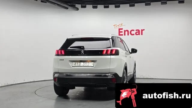 Peugeot 3008 3008 second generation 2018 года - вид 4
