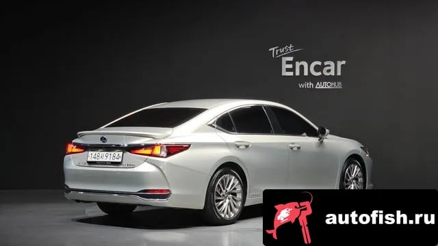 Lexus ES ES300h 7th generation 2020 года - вид 2