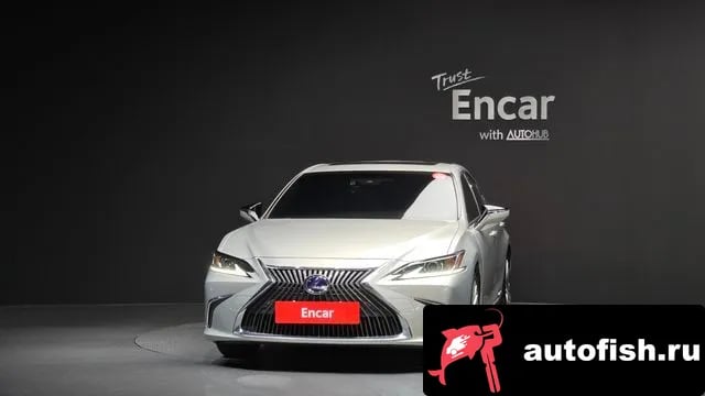 Lexus ES ES300h 7th generation 2020 года - вид 3
