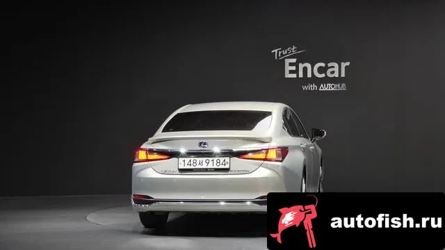 Lexus ES ES300h 7th generation 2020 года - вид 4