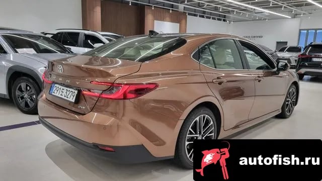 Toyota Camry Camry (XV80) 2025 года - вид 2