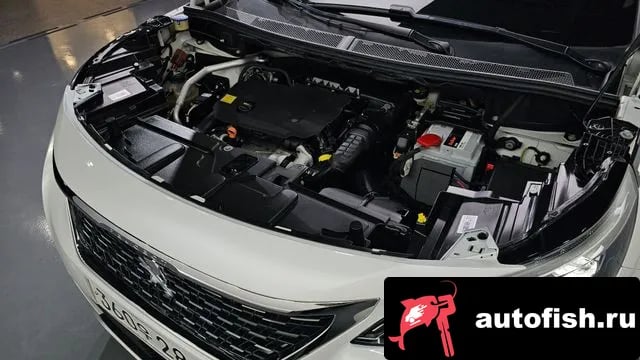 Peugeot 3008 3008 second generation 2020 года - вид 6