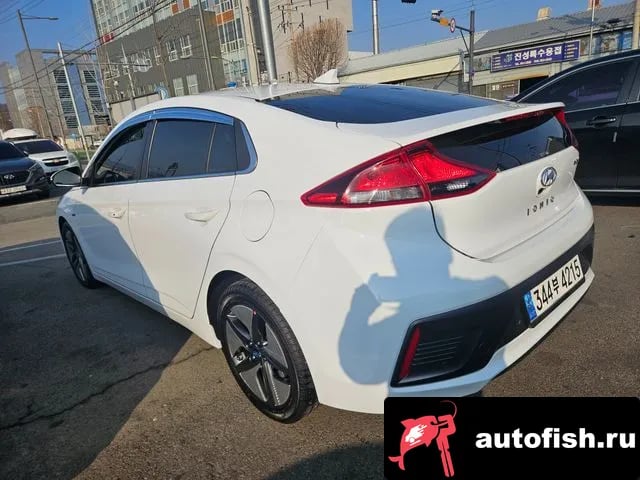 Hyundai Ioniq The New Ionic Hybrid 2020 года - вид 2