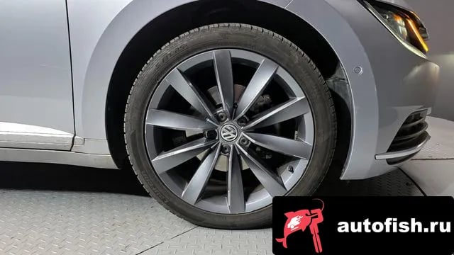 Volkswagen Arteon Atheon 2020 года - вид 5