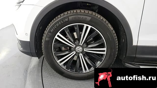 Volkswagen Tiguan Tiguan second Generation 2020 года - вид 5