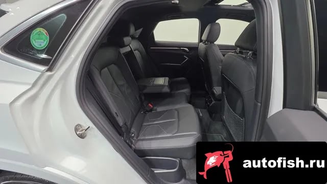 Audi Q3 Q3 (F3) 2023 года - похожие автомобили