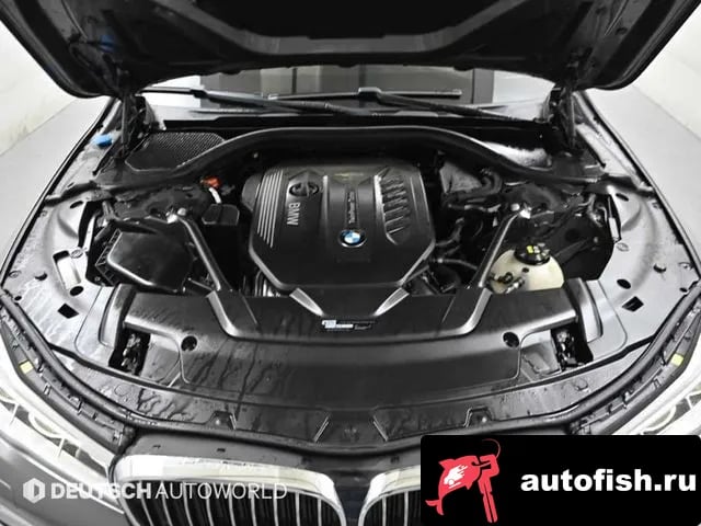 BMW 7-Series 7 Series (G11) 2019 года - вид 6