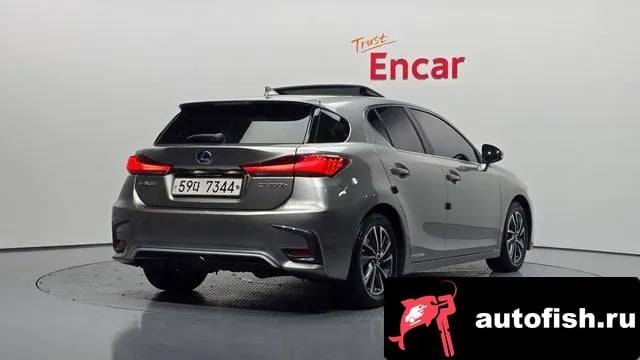 Lexus CT200h CT200h 2018 года - вид 2