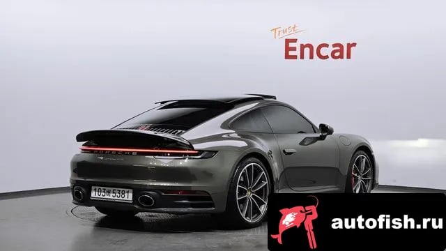 Porsche 911 911 (992) 2020 года - вид 2