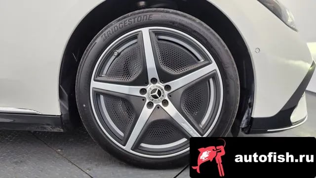 Mercedes-Benz EQE EQE V295 2023 года - вид 5