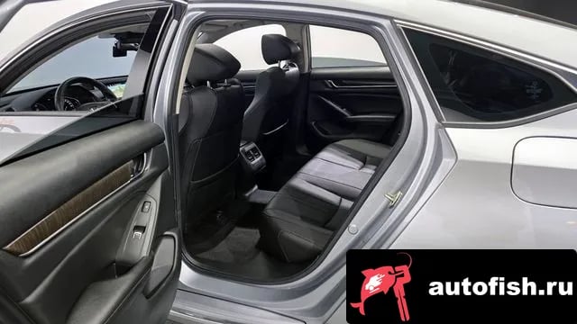 Honda Accord Accord 10th Generation 2019 года - похожие автомобили