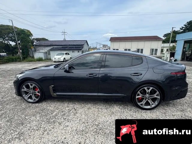 Kia Stinger Stinger 2019 года - похожие автомобили