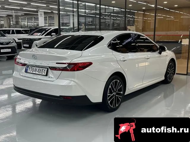 Toyota Camry Camry (XV80) 2025 года - вид 2