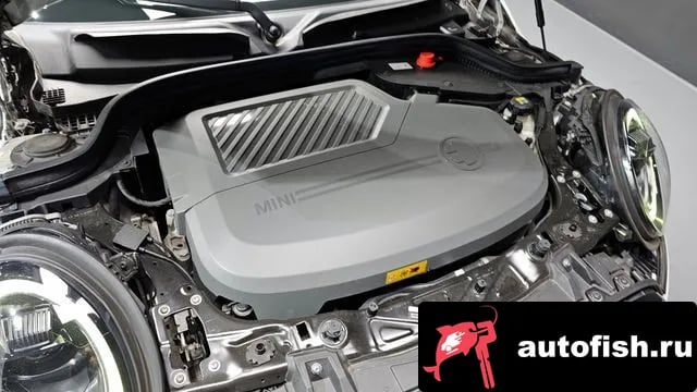 Mini Cooper Cooper Electric 2022 года - вид 6