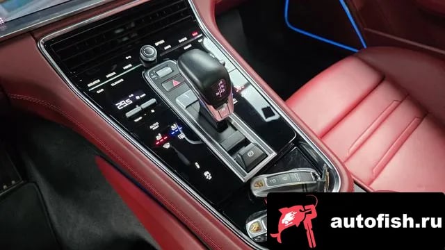 Porsche Panamera Panamera (971) 2021 года - похожие автомобили