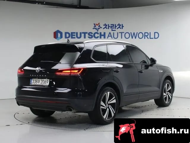 Volkswagen Touareg Tuareg 3rd generation 2020 года - вид 2