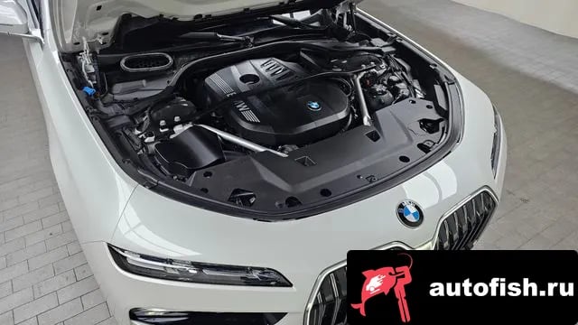 BMW 7-Series 7 Series (G70) 2023 года - вид 6