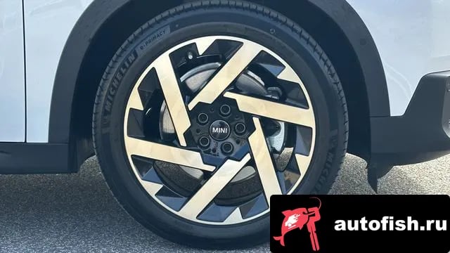 Mini Countryman Cooper Countryman Electric 3rd Generation 2025 года - вид 5