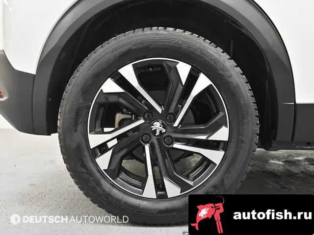 Peugeot 2008 e-2008 second generation 2022 года - вид 5