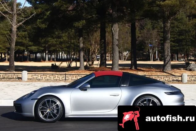 Porsche 911 911 (992) 2024 года - вид 3