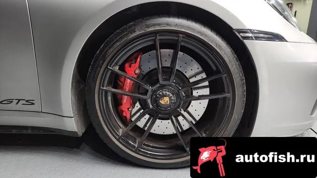 Porsche 911 911 (992) 2023 года - вид 5