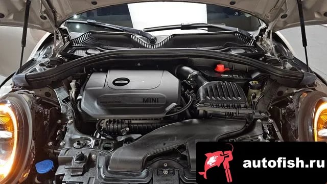 Mini Clubman Cooper Clubman 2021 года - вид 5