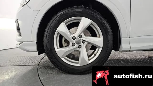 Audi Q3 Q3 (F3) 2020 года - вид 5