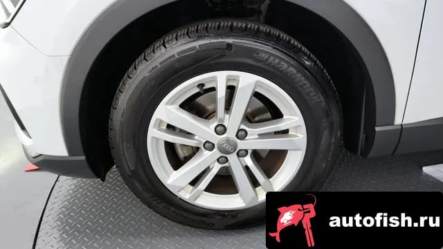 Audi Q3 Q3 (F3) 2020 года - вид 5