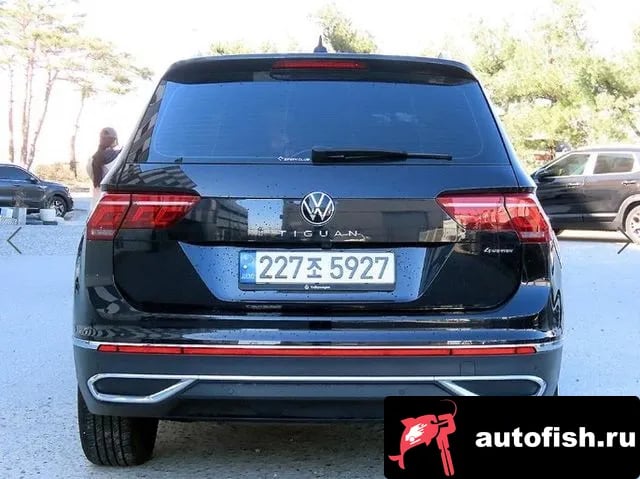 Volkswagen Tiguan Tiguan second Generation 2021 года - вид 4