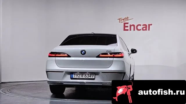 BMW 7-Series 7 Series (G70) 2023 года - похожие автомобили