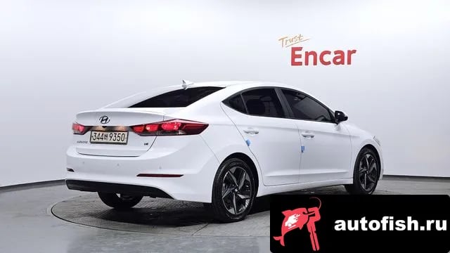 Hyundai AVANTE Avante AD 2018 года - вид 2