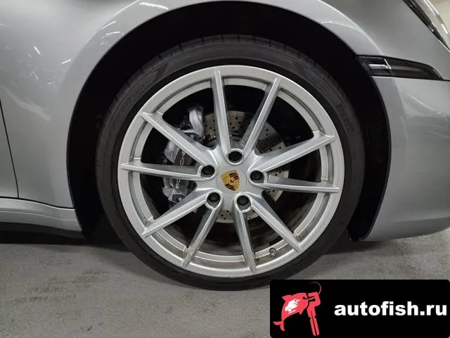 Porsche 911 911 (992) 2020 года - вид 5