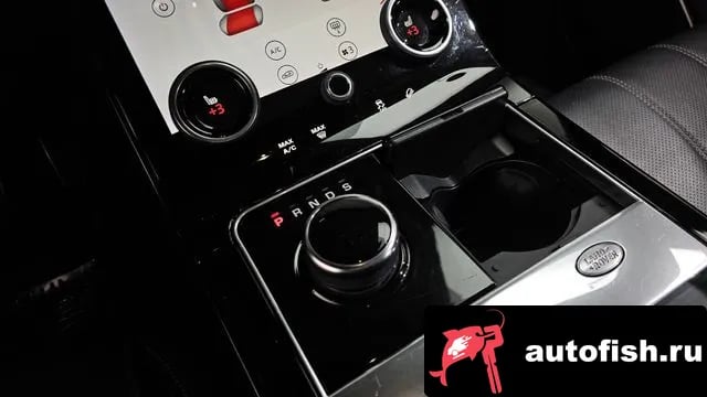 Land Rover Range Rover Velar Range Rover Bella 2018 года - похожие автомобили