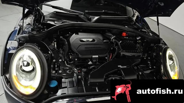 Mini Clubman Cooper D Clubman 2018 года - вид 5