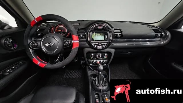 Mini Clubman Cooper D Clubman 2018 года - вид 6